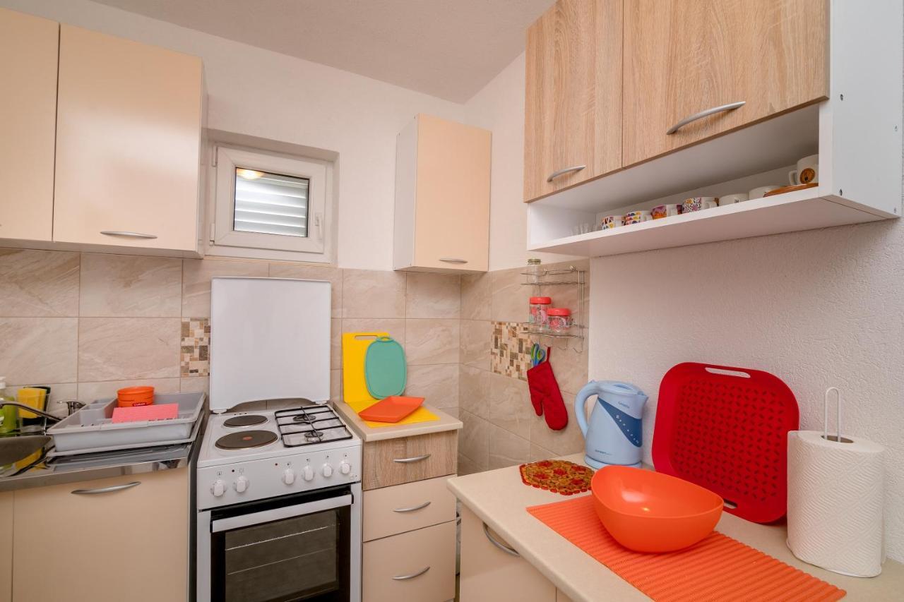 Apartments Mitrovic Luštica Esterno foto
