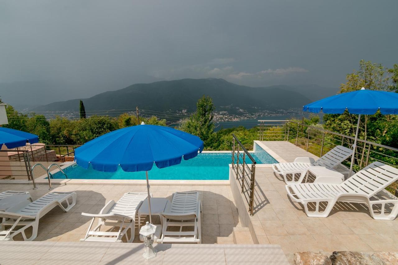 Apartments Mitrovic Luštica Esterno foto