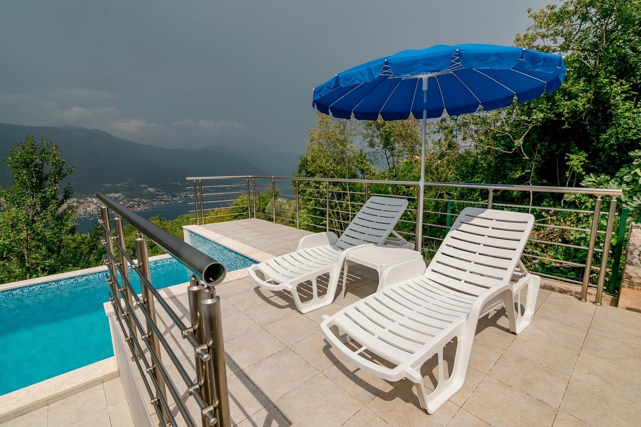 Apartments Mitrovic Luštica Esterno foto