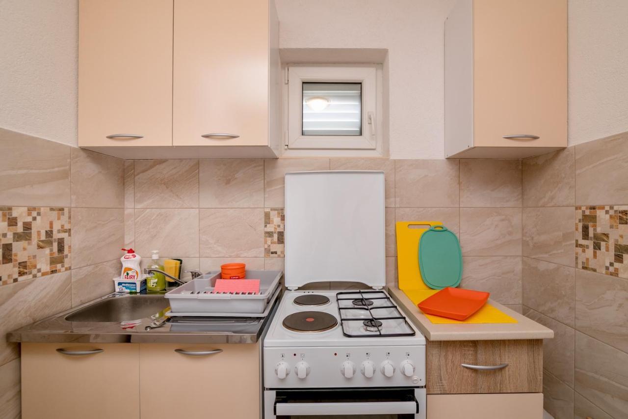 Apartments Mitrovic Luštica Esterno foto